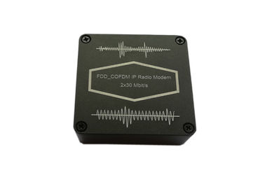 Düşük Gecikmeli Konuşmak İçin İtin 9W 2500MHZ COFDM Alıcı-Verici RS232